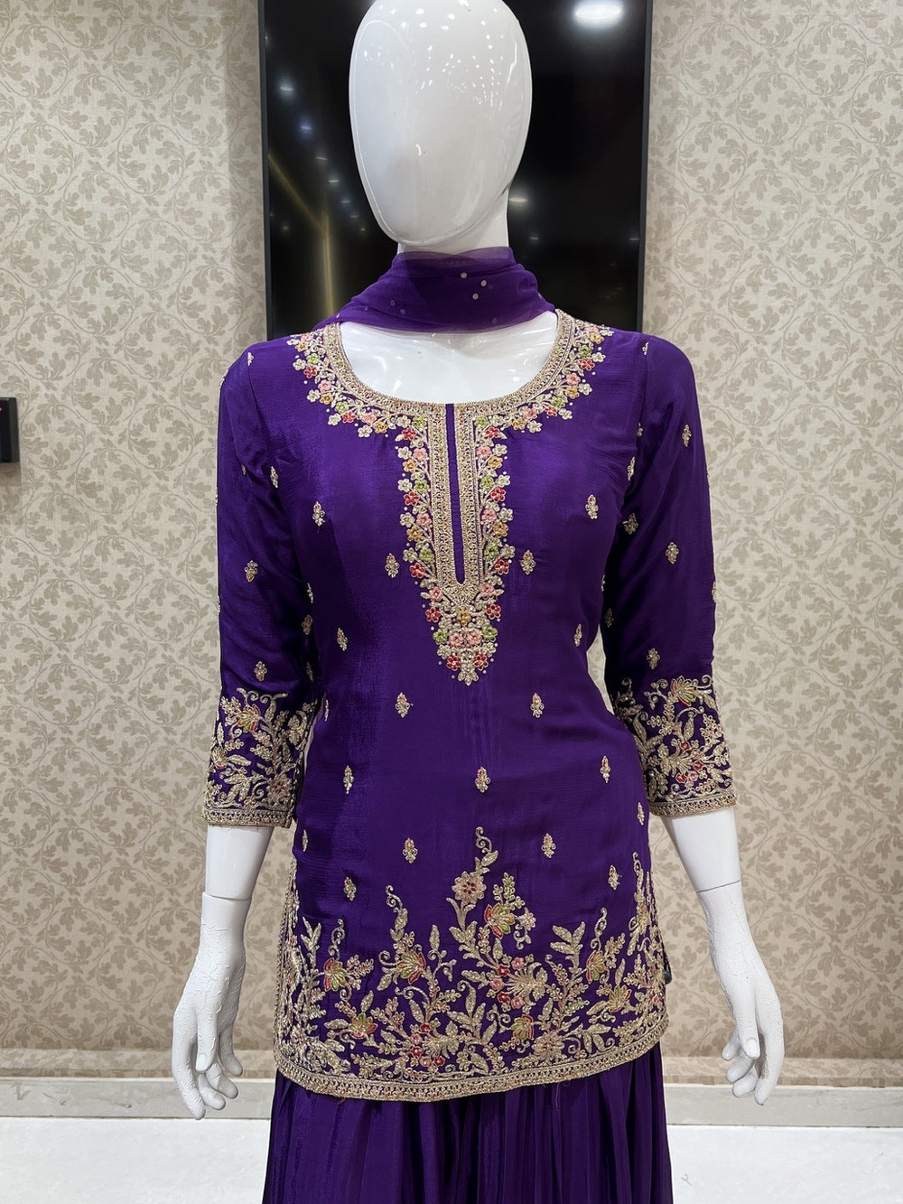 Elegant Purple Embroidered Women's kurti set